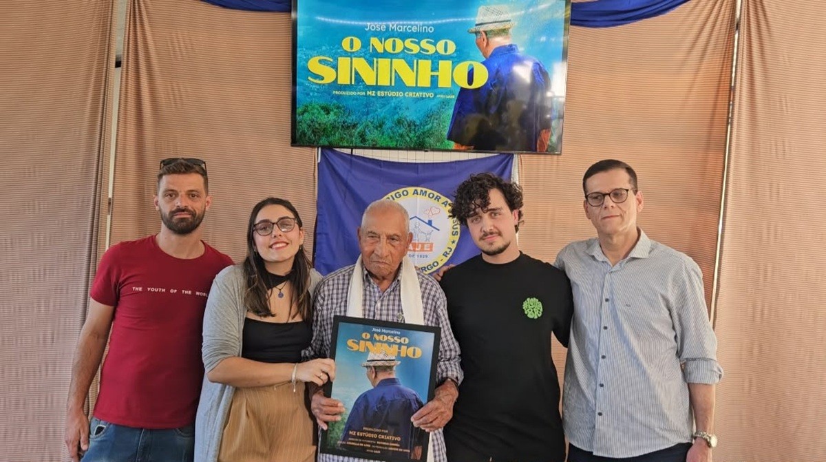 Aos 97 anos, homem que ajudou a construir escadaria do Pico da Caledônia ganha documentário em Nova Friburgo