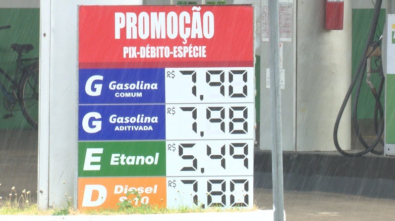 Preço da gasolina sobe pela terceira vez no mesmo mês e chega a R$ 7,90 em Boa Vista