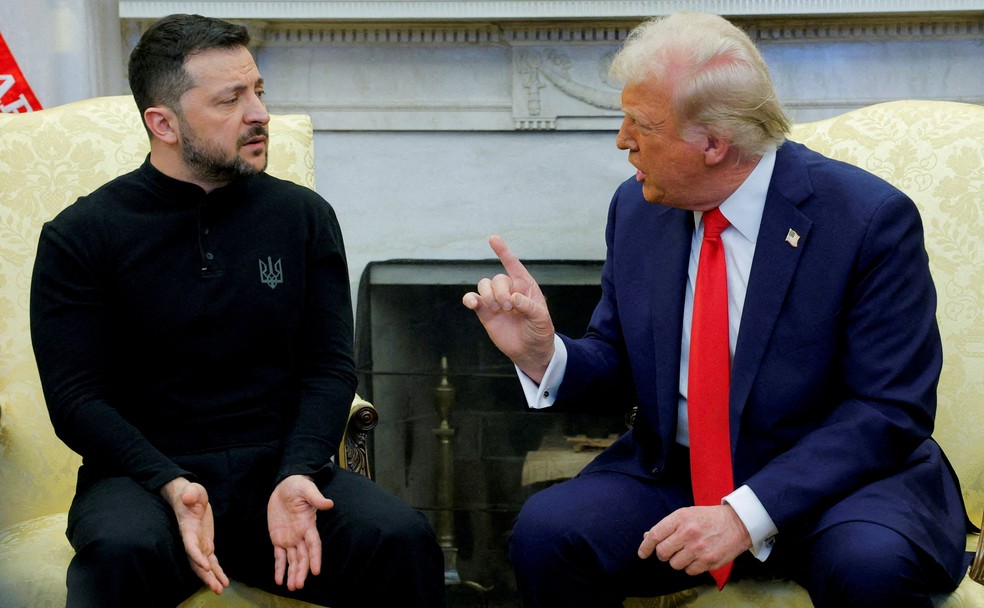 Presidente Donald Trump discute com o presidente ucraniano Volodymyr Zelenskiy na Casa Branca, em 28 de fevereiro de 2025 — Foto: Reuters/Brian Snyder/File Photo