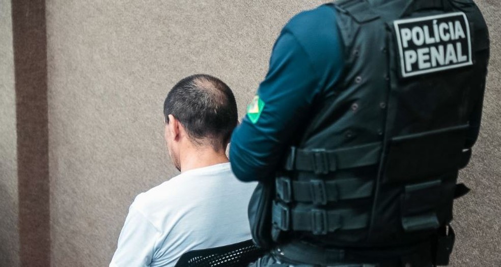 Acusado de tentar matar companheira e filho é condenado a 14 anos de prisão, em Fortaleza. — Foto: Alex Costa/ TJCE