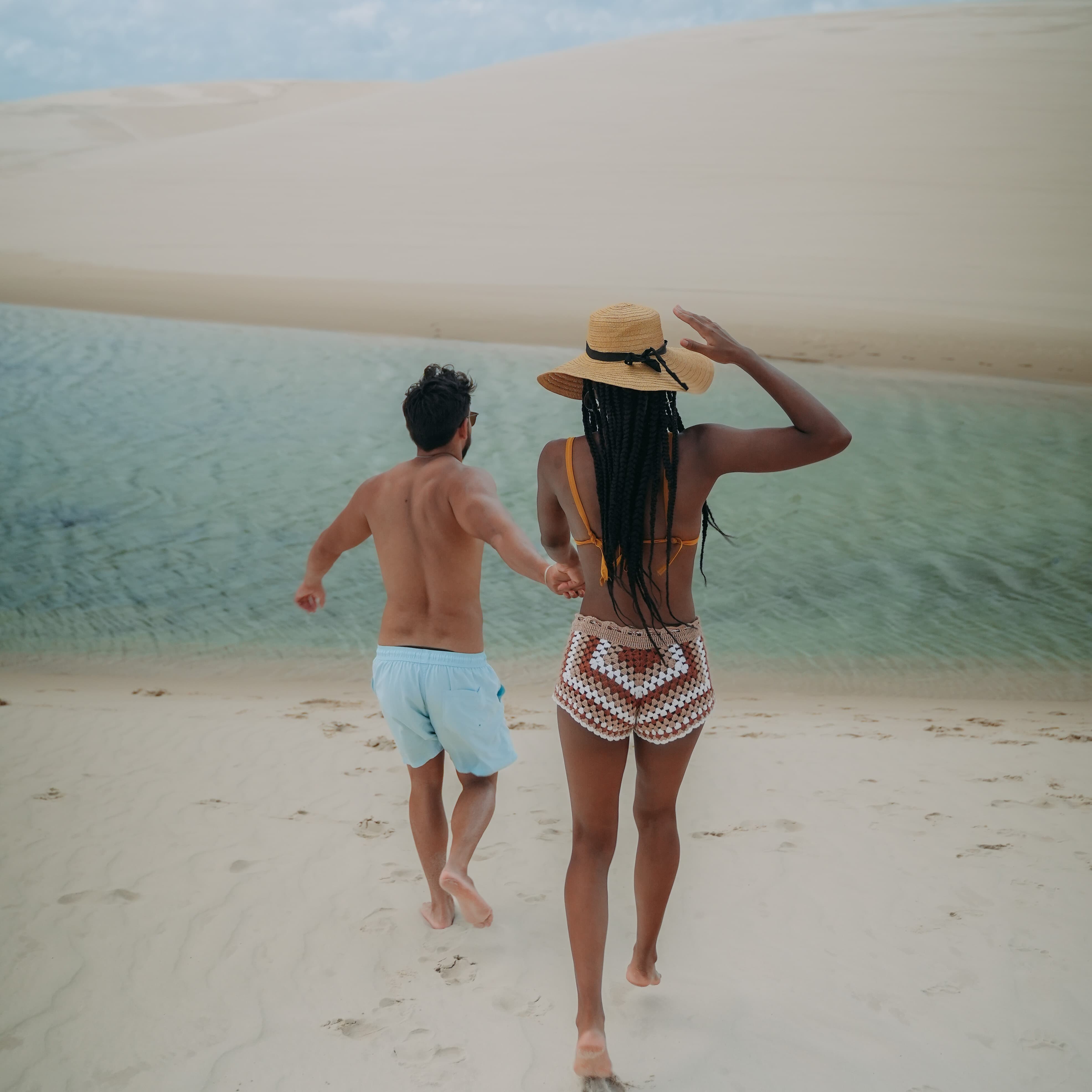 Alta temporada nos Lençóis Maranhenses: conheça alguns dos passeios mais famosos em Atins
