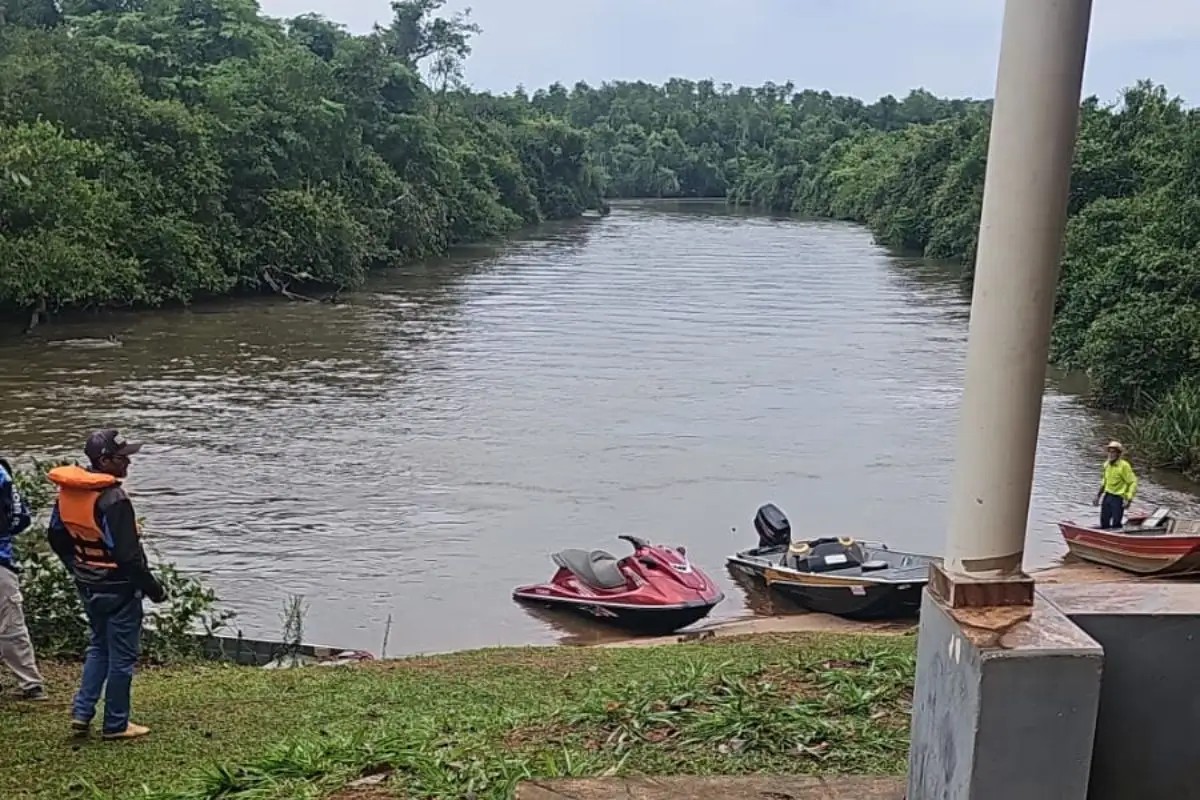 Equipes de resgate buscam por homem que desapareceu em acidente com barco em MT 