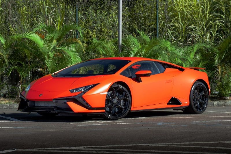 Lamborghini apreendida em operação contra influenciadores suspeitos de fazer rifas na Bahia entra em leilão; lance mínimo ultrapassa R$ 3 milhões