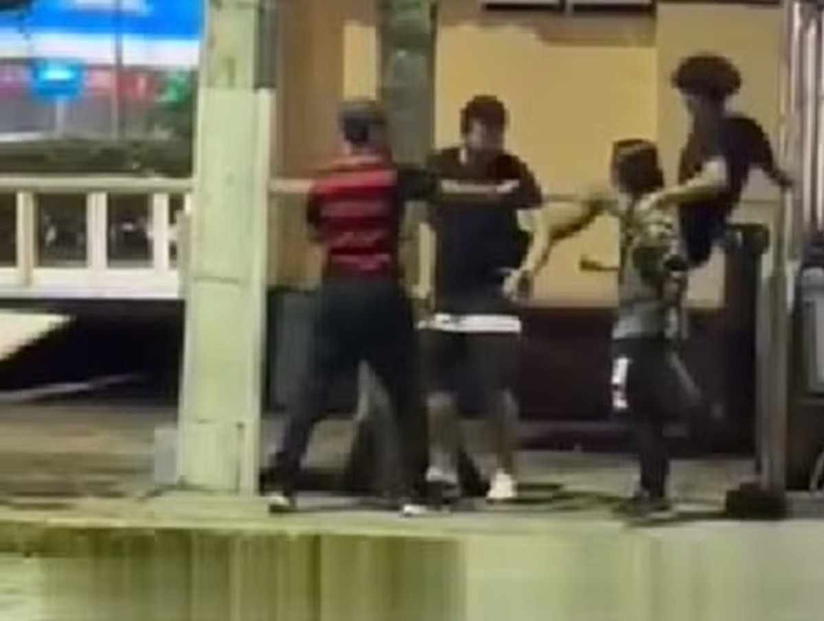 Comerciantes relatam insegurança no entorno da Praça Demerval Barbosa Moreira, em Nova Friburgo