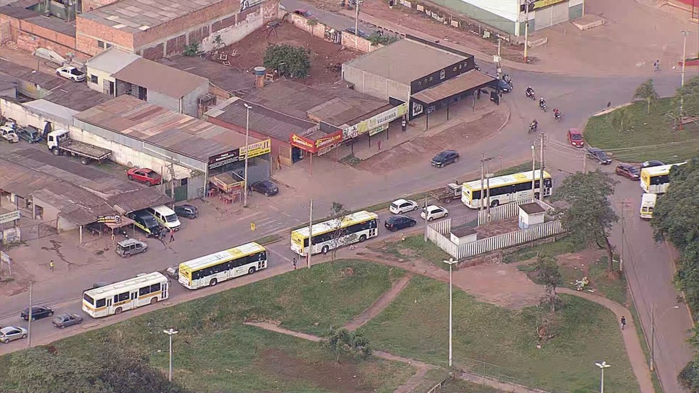 G1 - Após protestos, DFTrans suspende cooperativa de ônibus em Brazlândia -  notícias em Distrito Federal