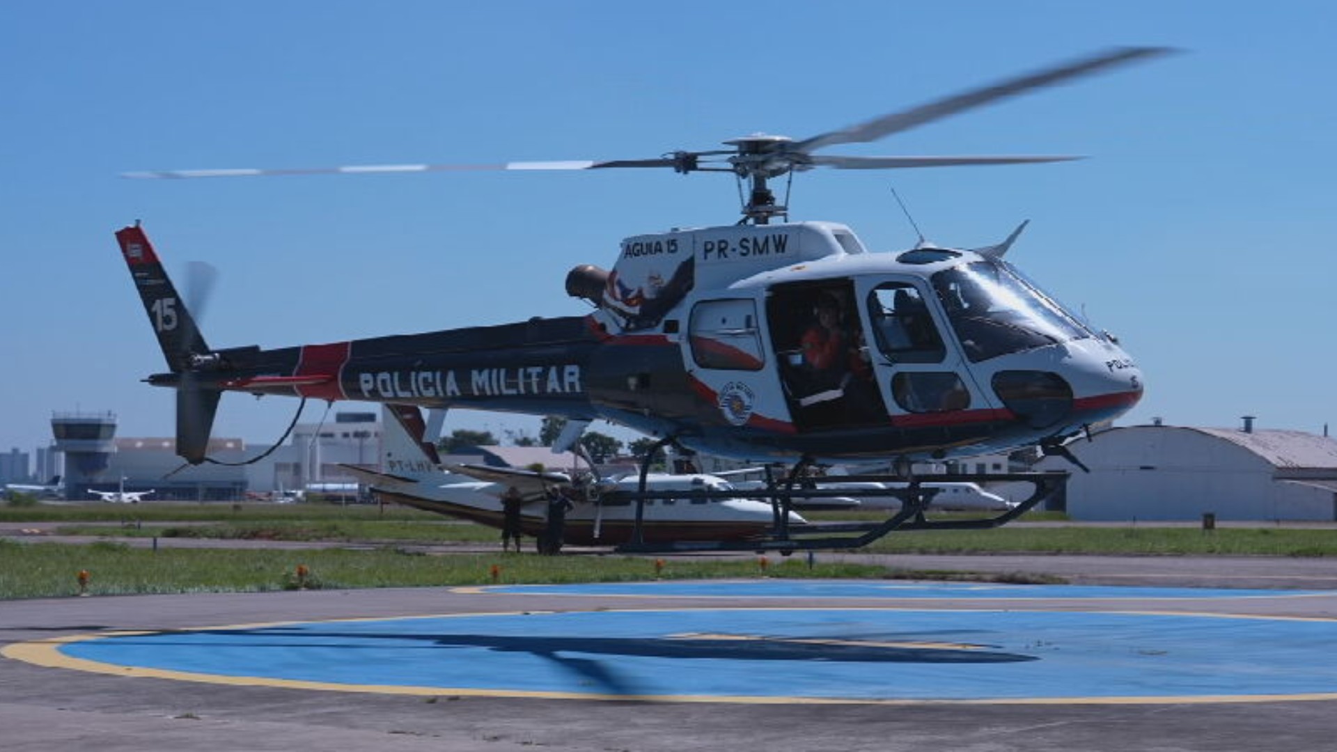 Helicóptero Águia da PM de Sorocaba lidera números de resgate no interior de SP