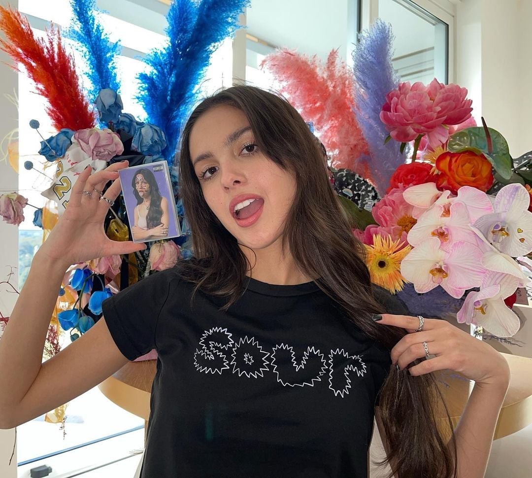 Olivia Rodrigo ajuda a renovar o público do rock? Turnê 'Guts' passa pelo Lolla e mostra que sim