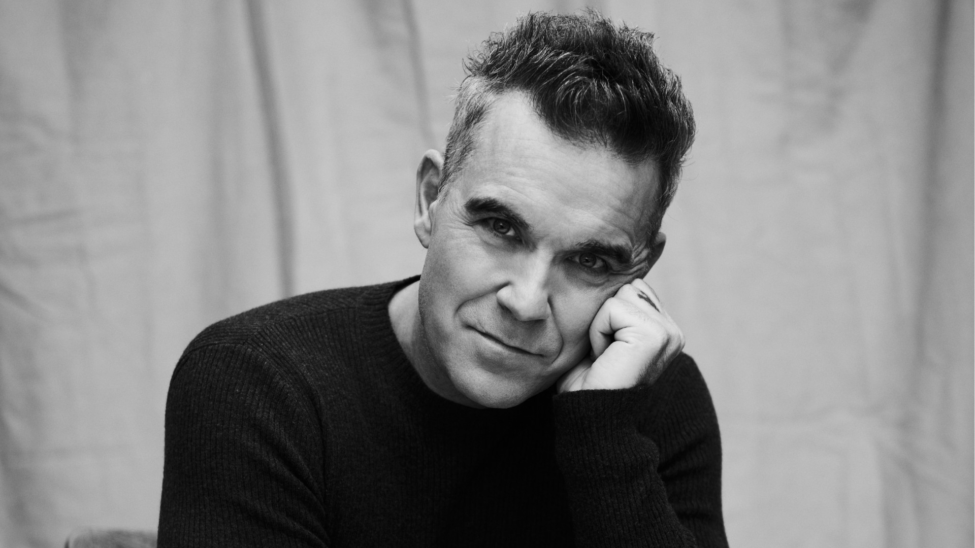 De volta ao país após 20 anos, Robbie Williams quer 'viver o