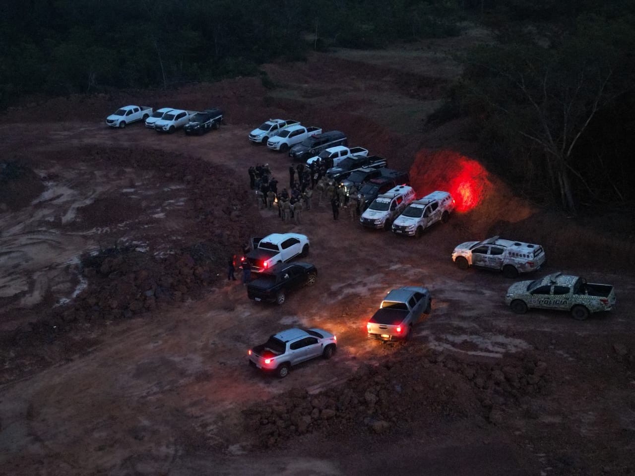 Suspeitos de homicídio e tráfico de drogas são alvos de operação em Piripiri e Pedro II, no Piauí; 7 pessoas presas