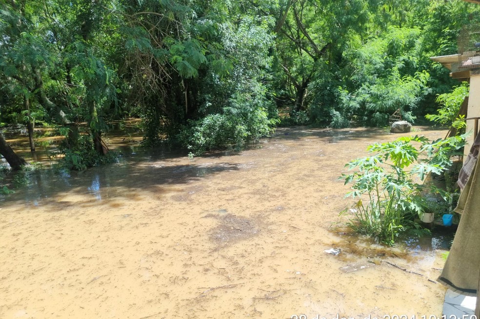 Regio do Campo do Comercial ficou inundada em Tiet (SP)  Foto: Defesa Civil/Divulgao