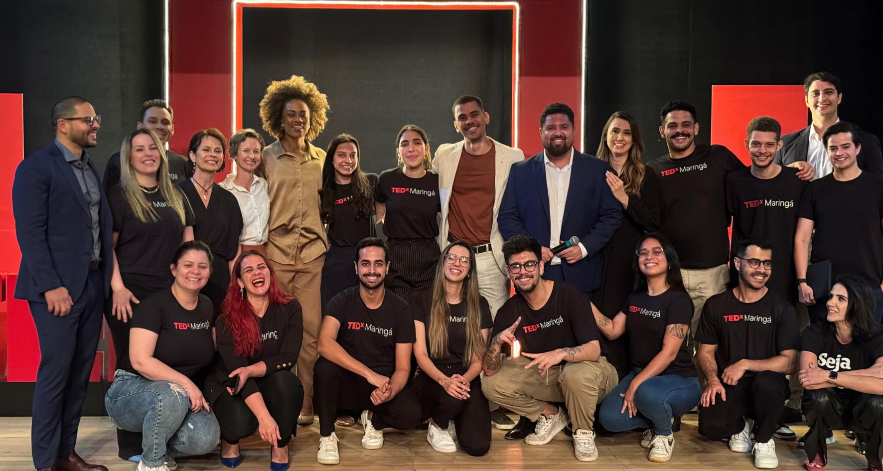 Voluntariado e bastidores: conheça as pessoas que fazem o TEDx Maringá acontecer 