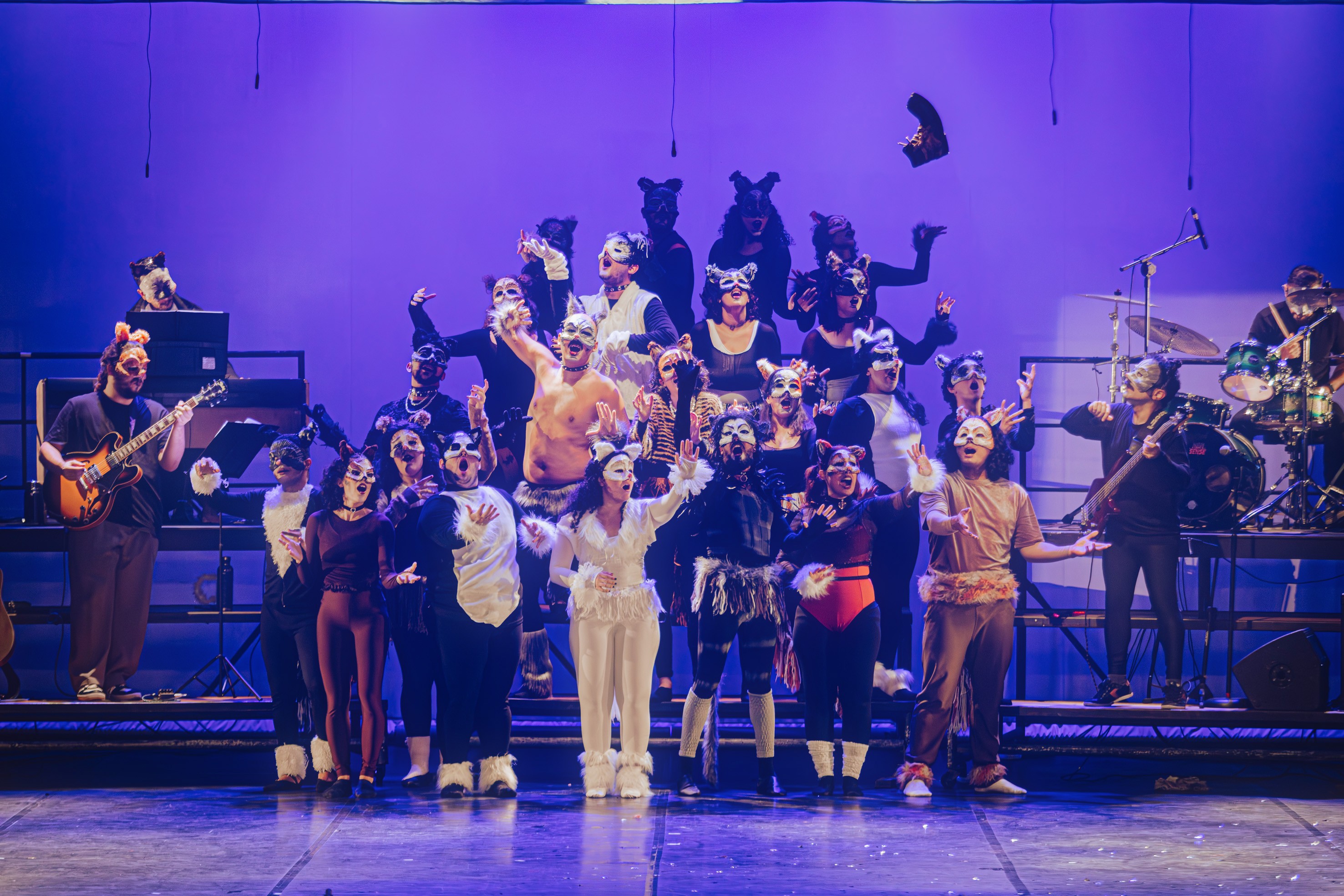 Espetáculo 'A Mostrada 2' tem apresentação única no Teatro Alberto Maranhão