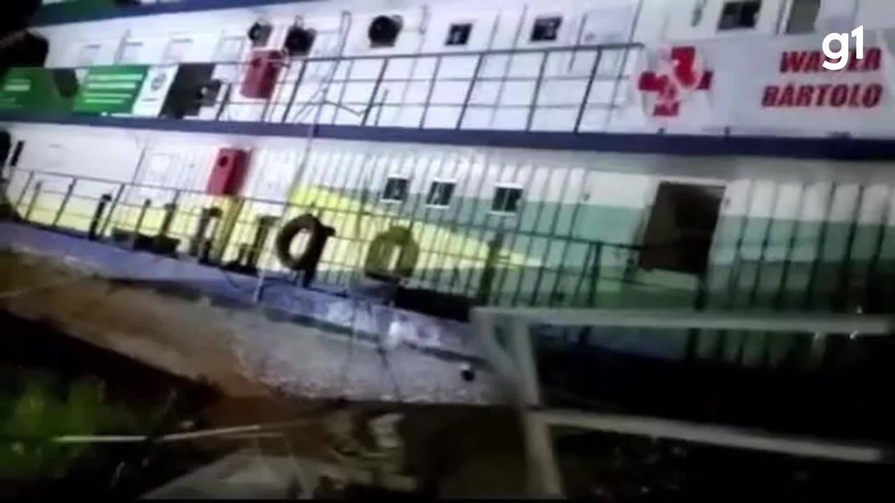 VÍDEO: Morador registra momento exato que barco hospital de R$ 4 milhões afunda no rio Mamoré