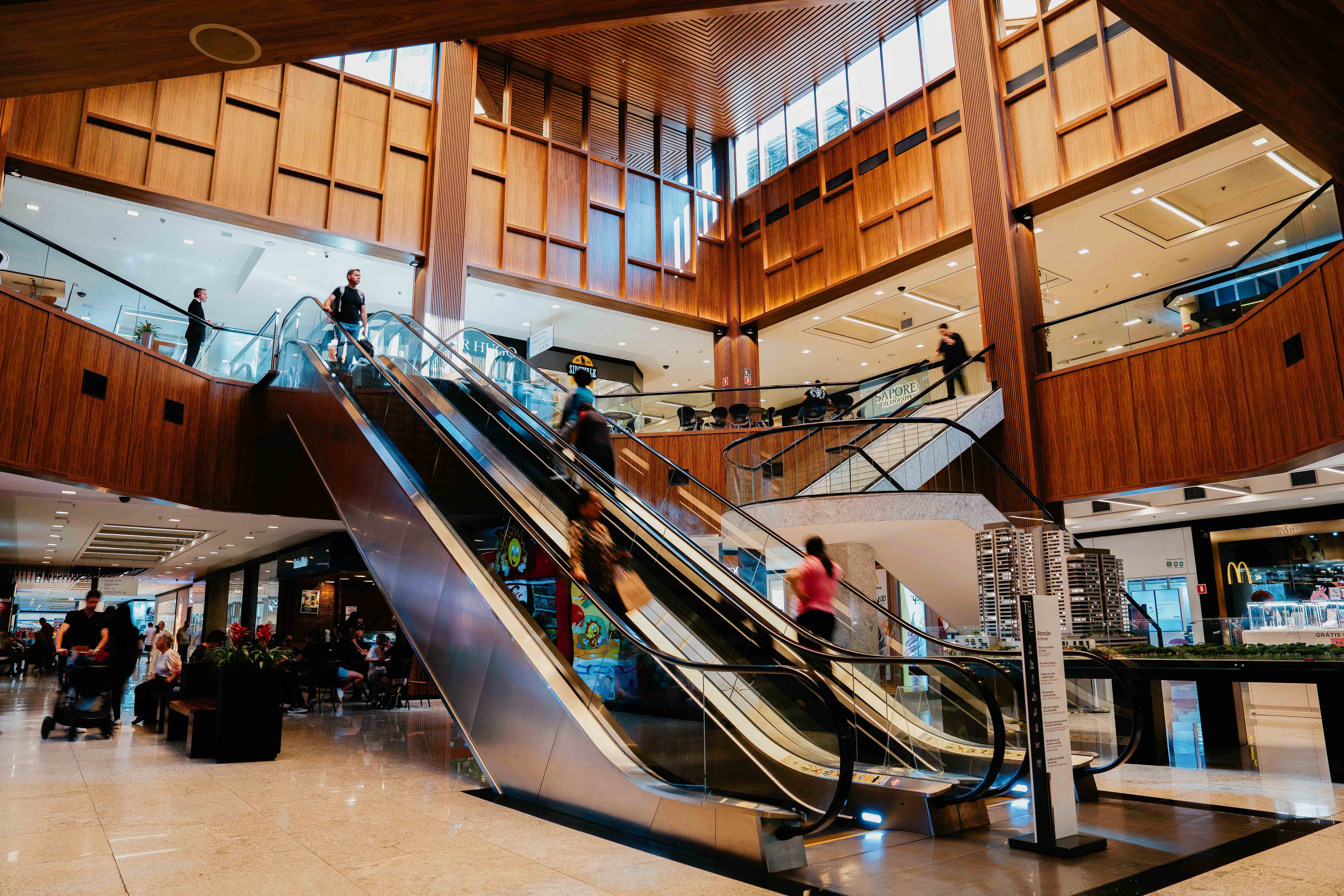 Compras de Natal com tranquilidade no Colinas Shopping