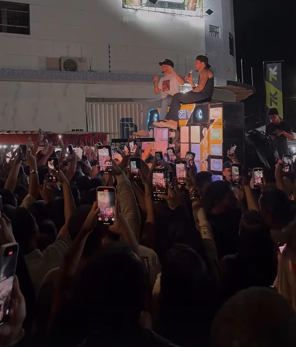 Iguinho e Lulinha fazem after no Parque do Povo após show no São João 2025 de Campina Grande — Foto: Pedro Henrique/Fotógrafo/Iguinho e Lulinha