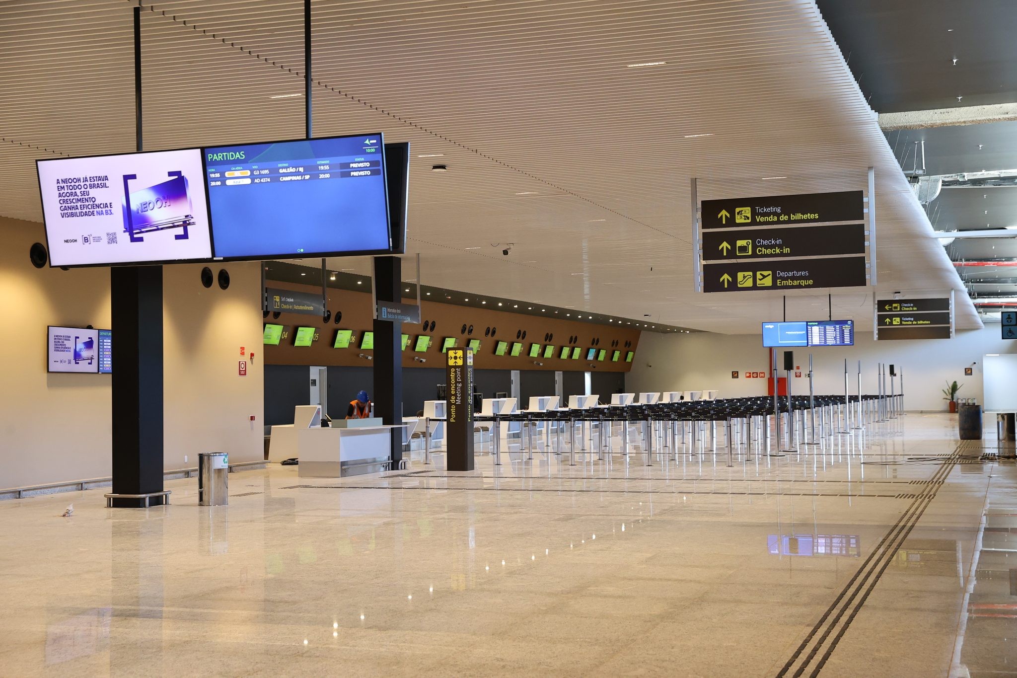 Aeroporto de Uberlândia: novo terminal começa a funcionar com vista panorâmica, seis portões de embarque e fingers