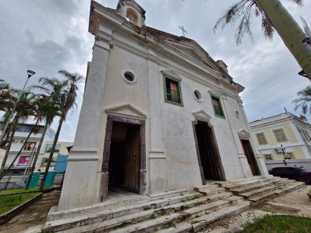 Restauro da Igreja São José avança e mobiliza Pindamonhangaba
