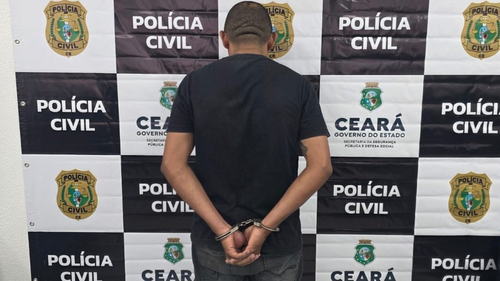 Agressor de 40 anos, que não teve a identidade informada, foi autuado por tentativa de feminicídio. — Foto: Polícia Civil/ Divulgação