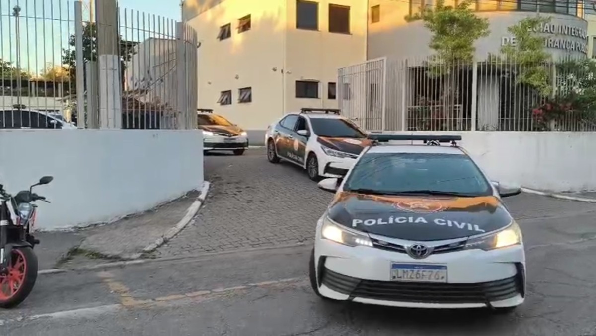 Operação da Polícia Civil contra facção criminosa prende oito em Volta Redonda