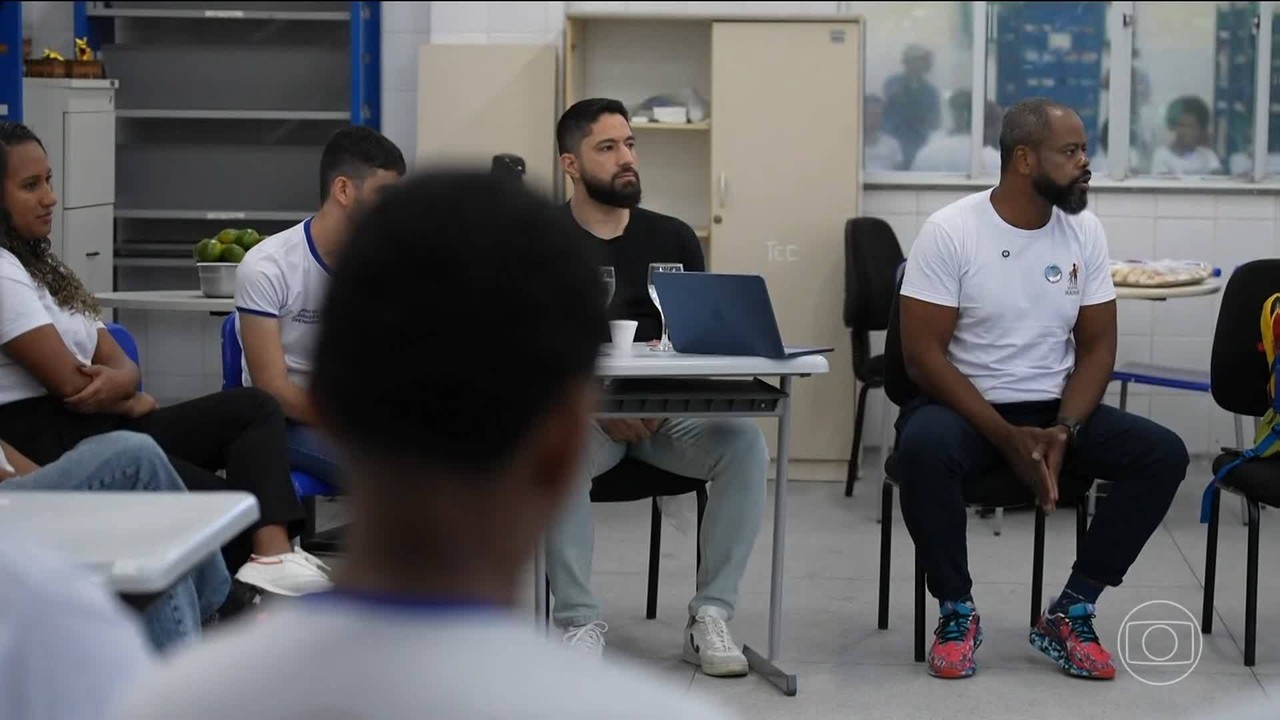 'Se não incluir os meninos, a gente não muda o jogo': por lei, escolas têm que combater machismo para prevenir violência contra mulheres