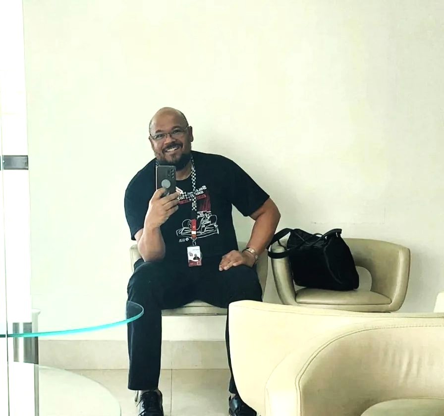 'Batalhador e alto astral': Jean Carlos, uma das vítimas do acidente na BR-365, é velado em Uberlândia