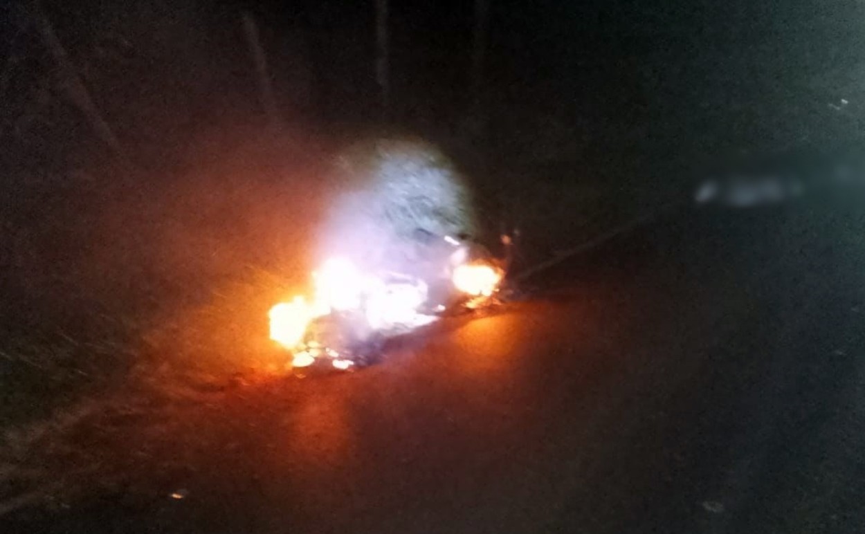 Motociclista morre após colidir contra caminhão de cana em vicinal de Ribeirão Bonito
