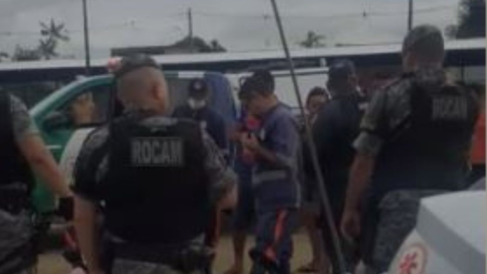 Tiroteio em jogo de futebol deixa três mortos no México; veja vídeo da  confusão