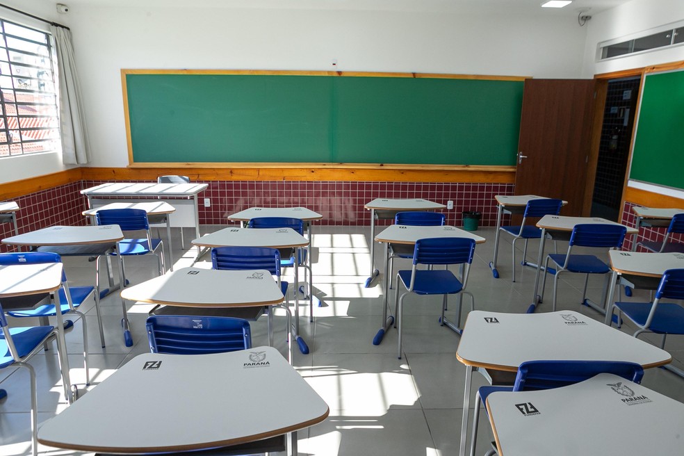 Sala de aula de escola no Paraná — Foto: Roberto Dziura Jr/AEN