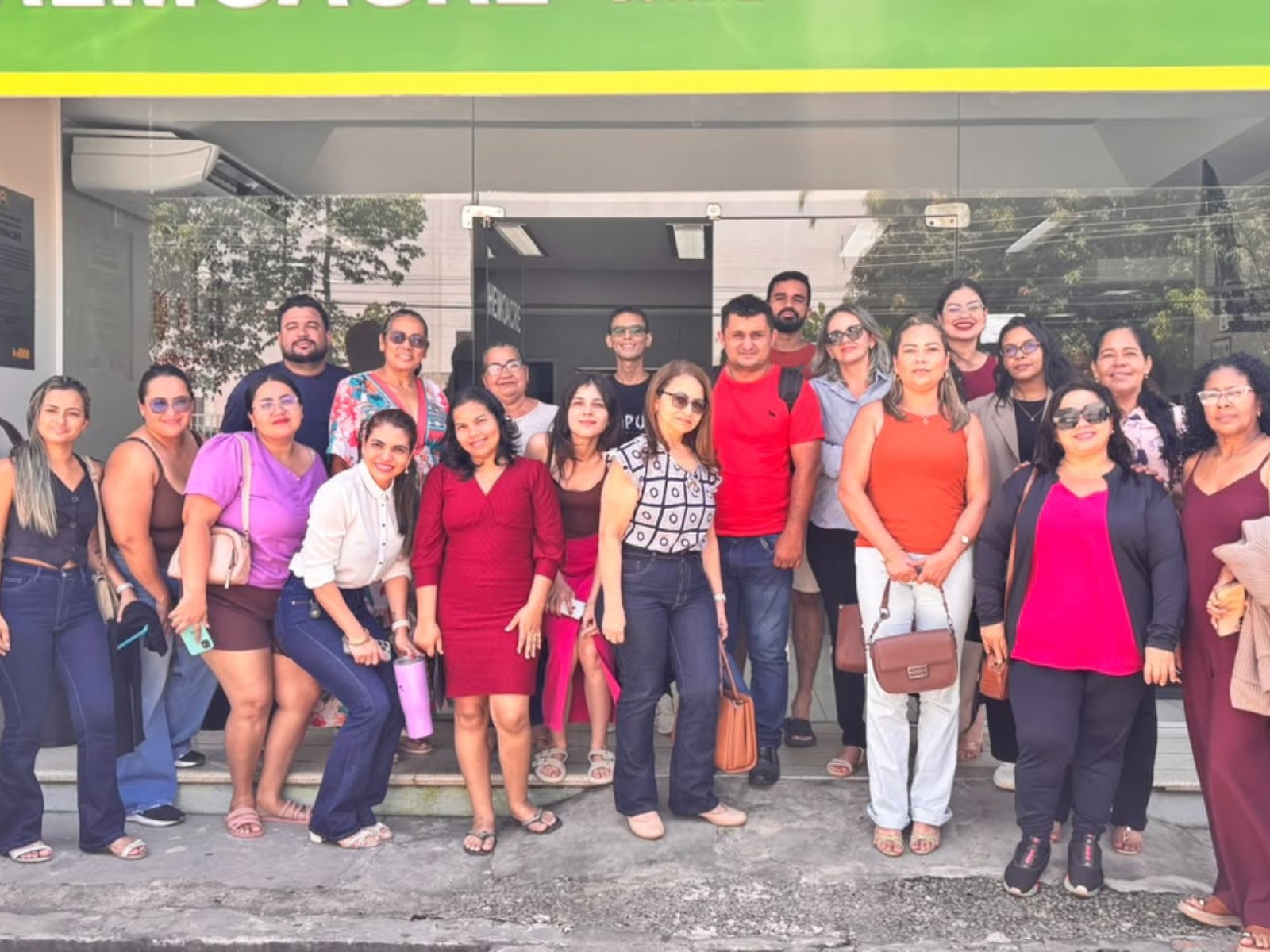 Grupo percorre mais de 180 km para doar sangue para jovem que sofreu acidente de moto no AC: ‘Ato de amor’