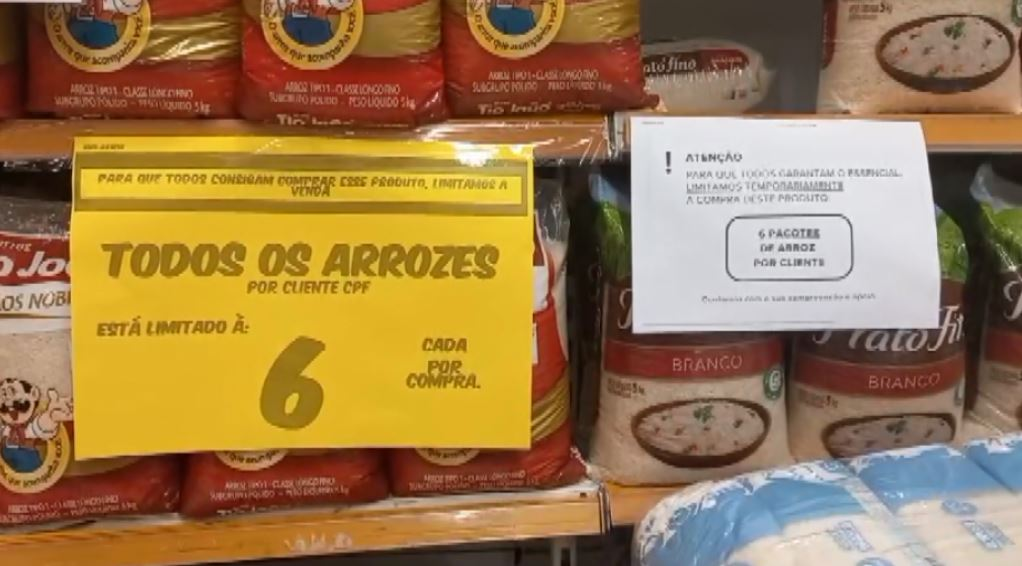 Supermercados de Ribeirão Preto limitam compra de arroz por problema logístico após tragédia climática no RS