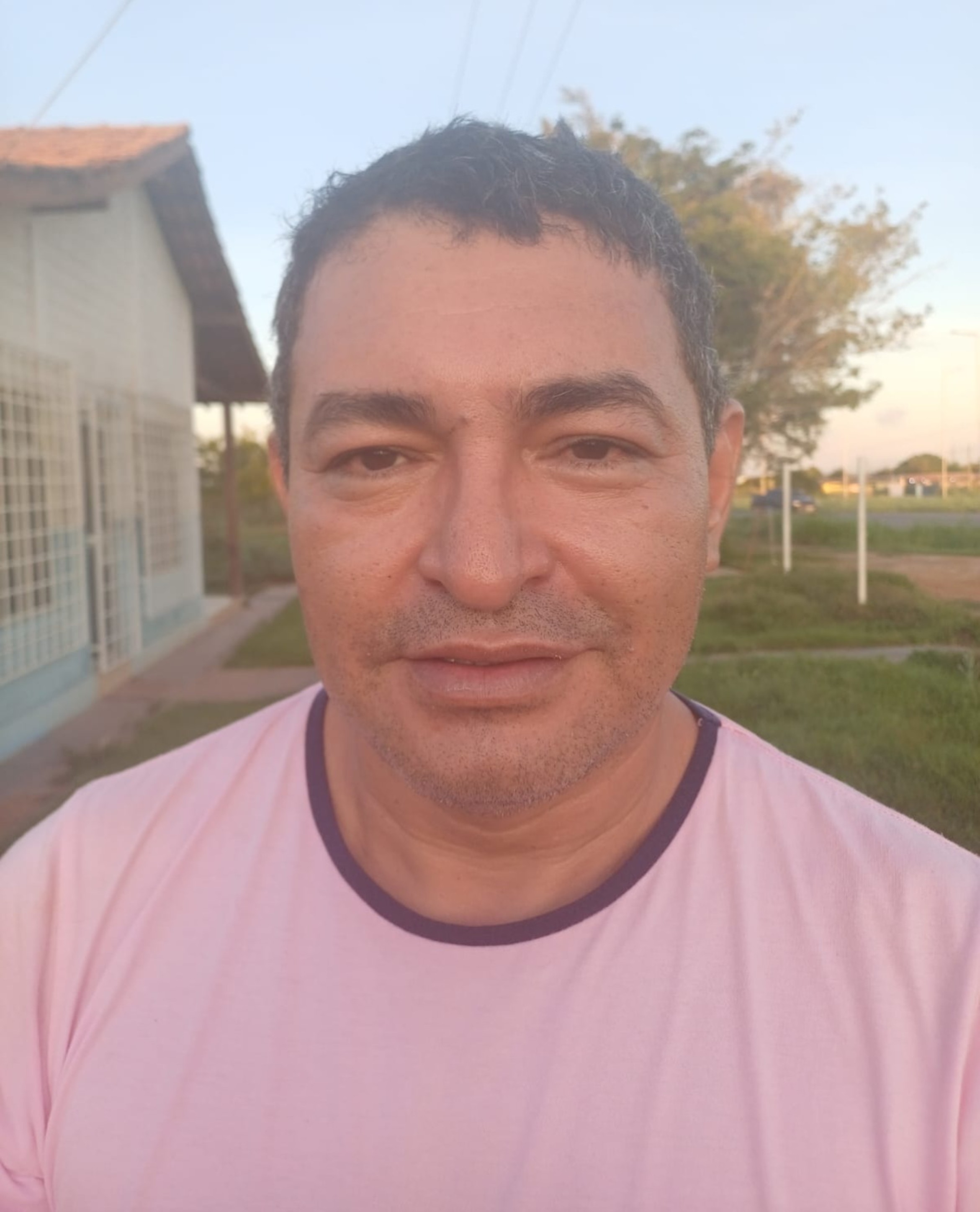 Prefeito de Normandia é detido após dormir ao volante no meio de rodovia em Roraima