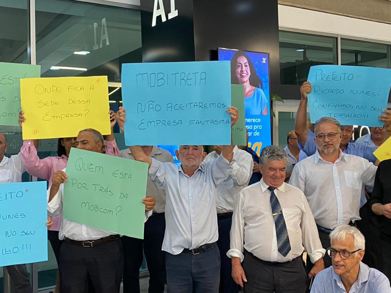 Gestão Nunes muda disposição de táxis no Aeroporto de Congonhas, e motoristas que atuam no local há décadas criticam medida