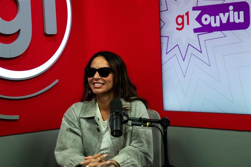 Alinne Rosa brinca sobre perrengues para sobreviver ao Carnaval: 'Xixi no copo é real'