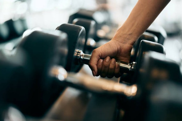 Militar denuncia importunação sexual em vestiário de academia de BH