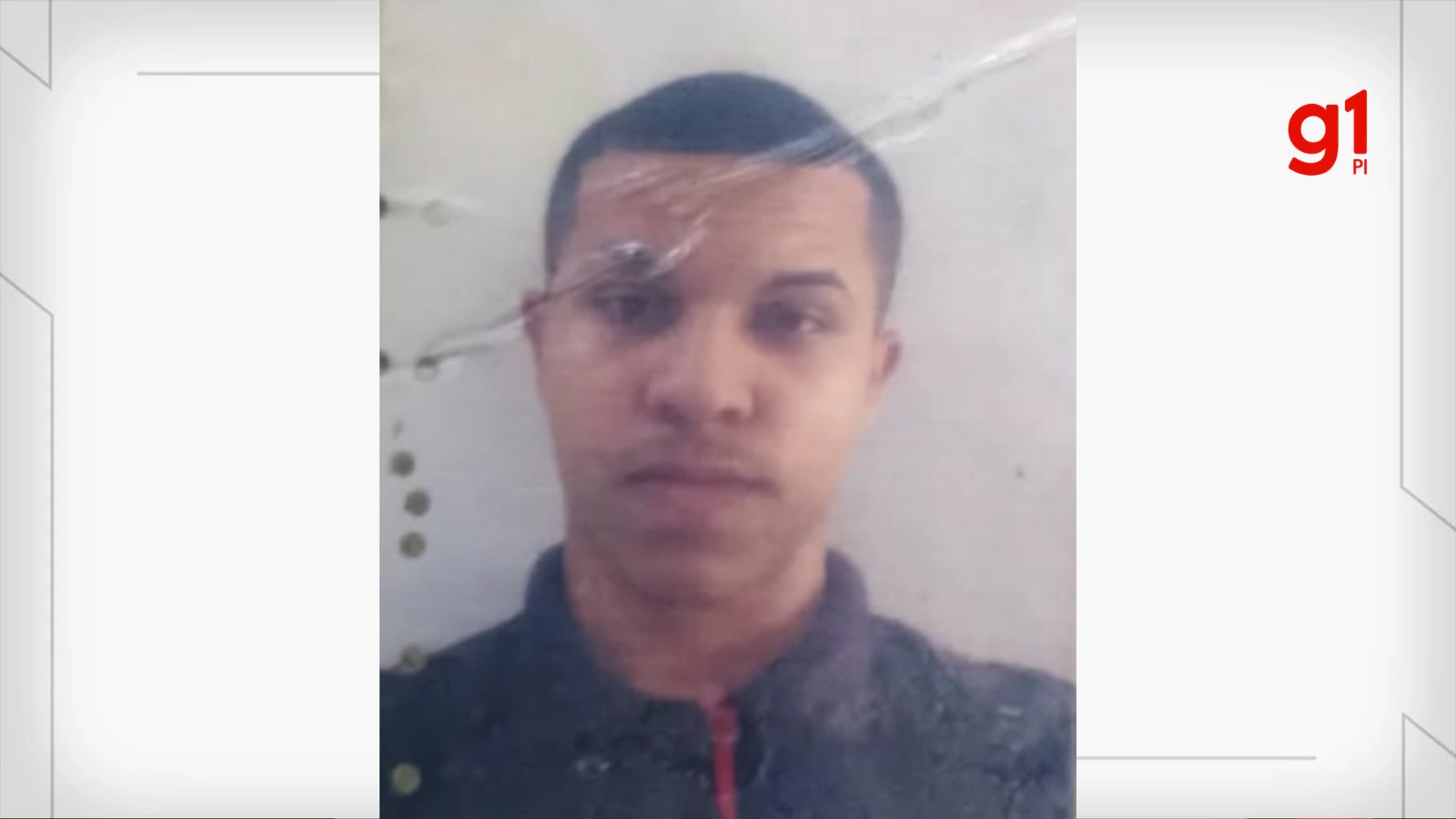 Jovem é baleado, tenta fugir e morre dentro de comércio em Teresina