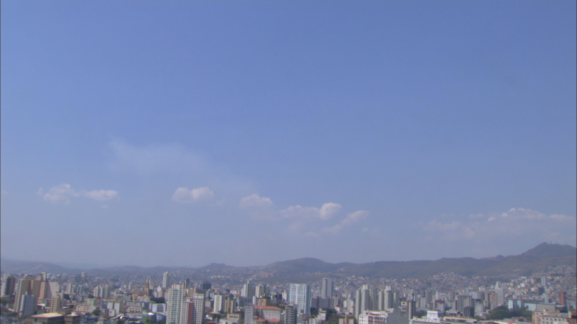BH terá semana com calor e pancadas de chuva; veja previsão do tempo