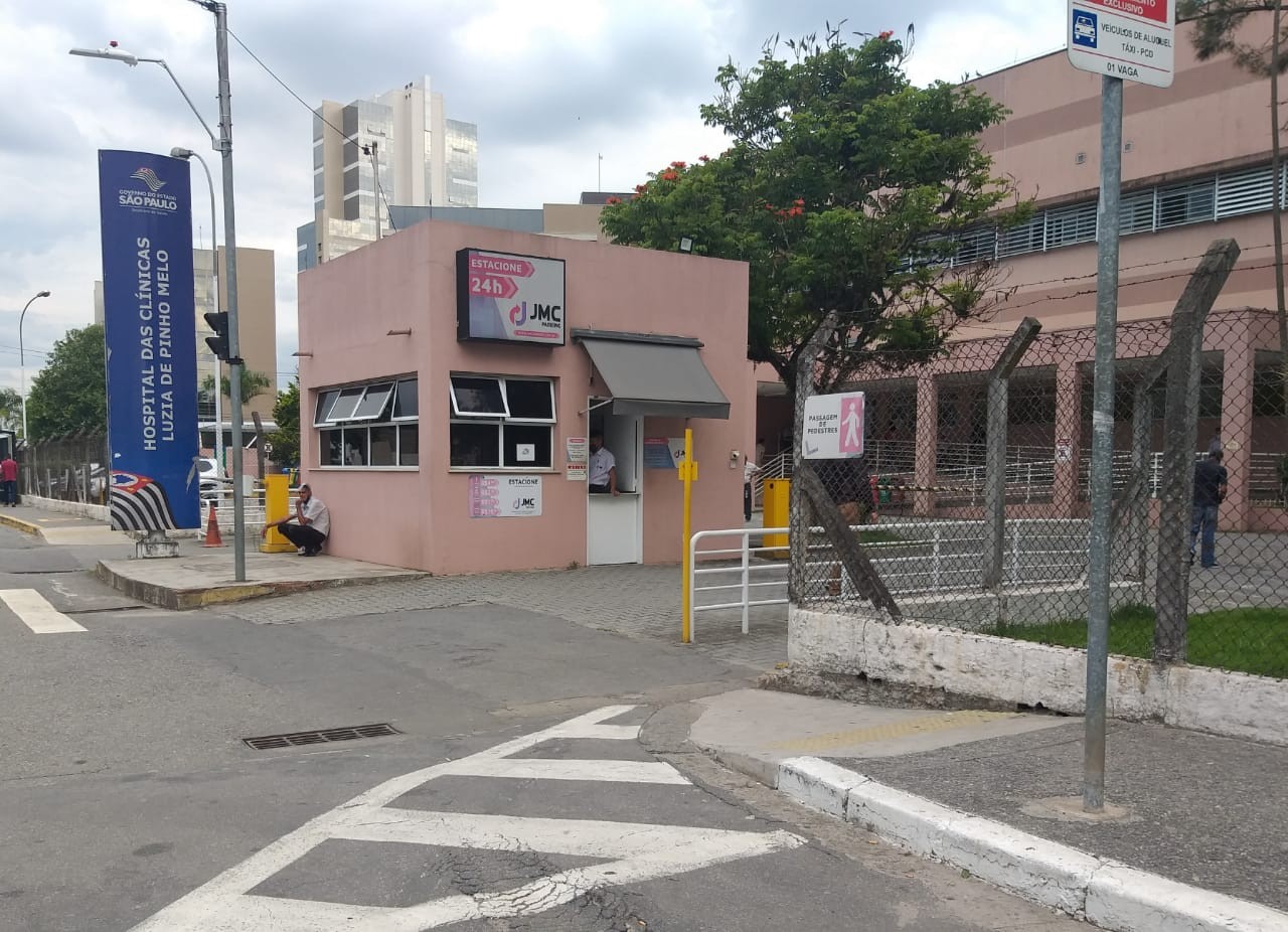 Atropelamento interdita via no Centro de Mogi das Cruzes
