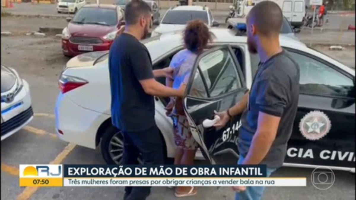 Mulheres são presas em flagrante por por obrigar crianças a vender balas e pedir dinheiro em ruas da Barra