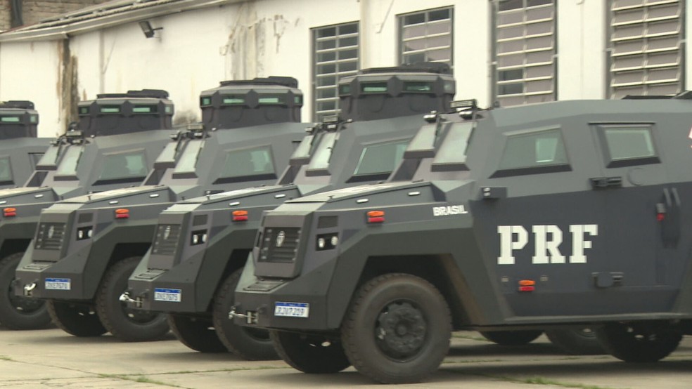 Blindados comprados pela PRF da Combat — Foto: Reprodução/TV Globo