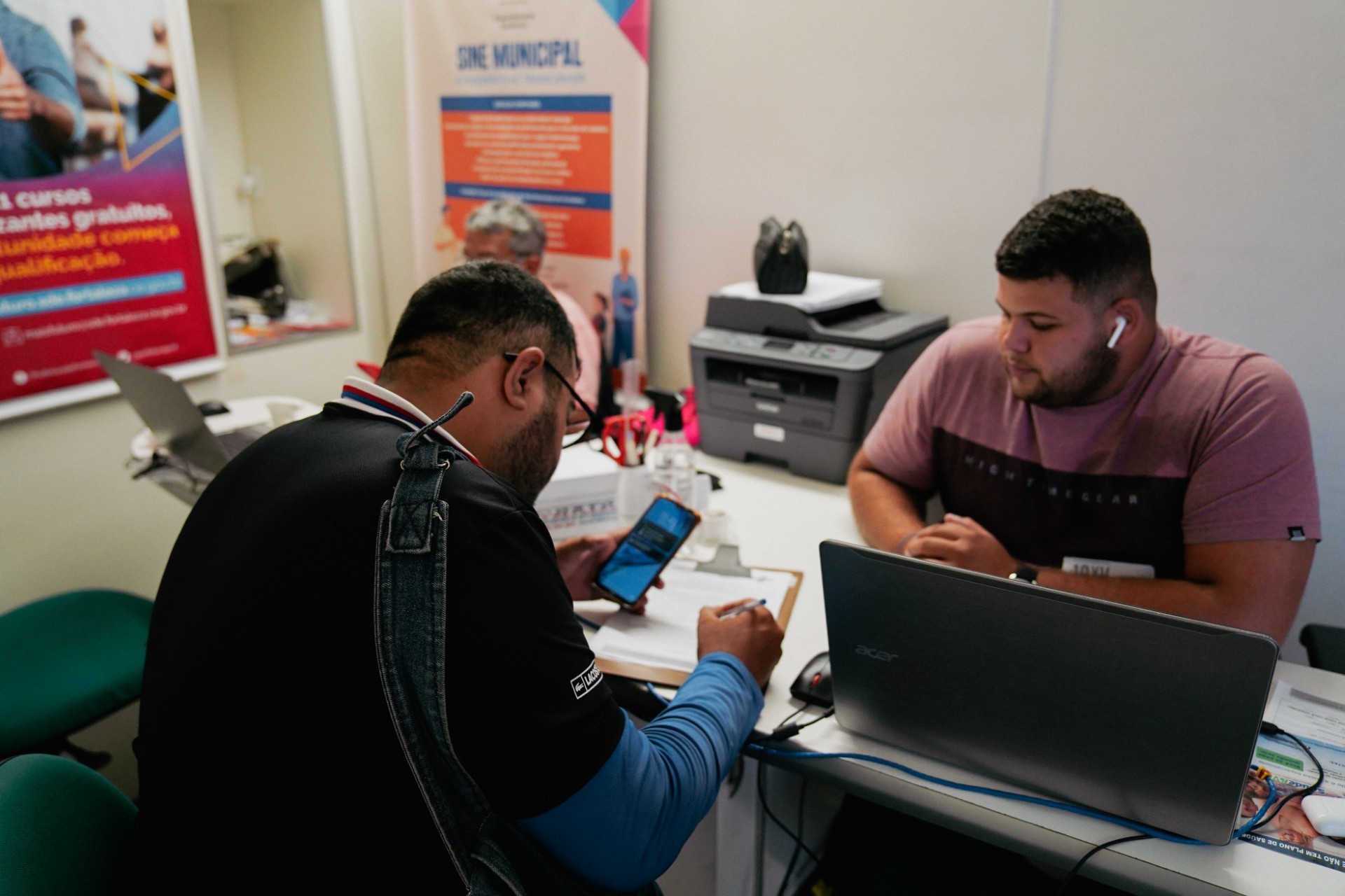 Mercado de trabalho em Fortaleza registra saldo positivo com 17 mil novas vagas em 2026​‌​