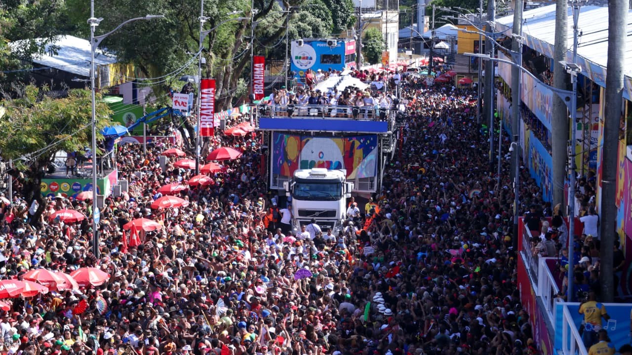 Aeroporto de Salvador registra maior fluxo de passageiros desde 2018 durante o carnaval
