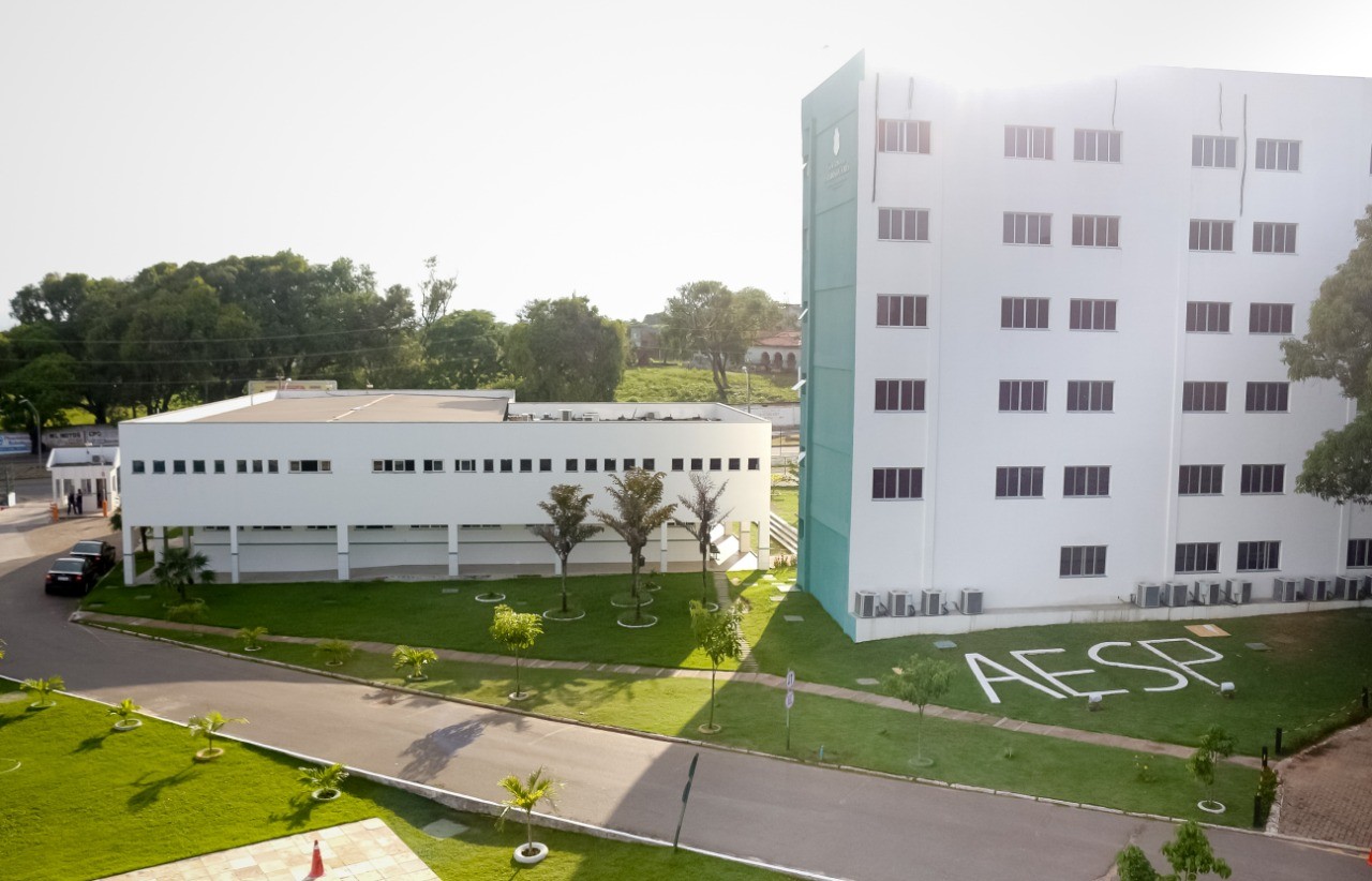 Aluno do curso de formação de delegados efetua tiro acidental no próprio pé em Fortaleza