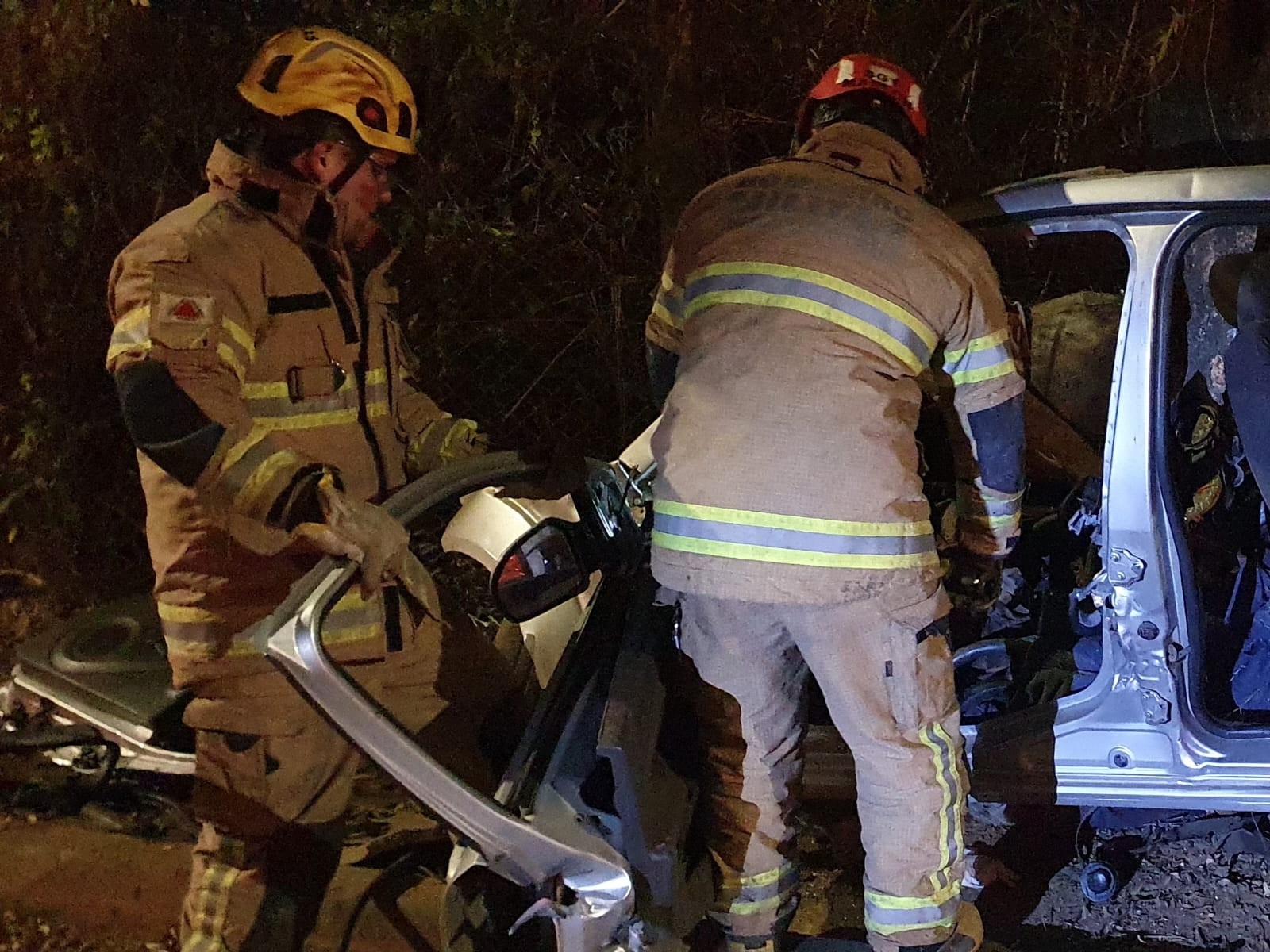 Acidente em Coronel Fabriciano deixa mortos e feridos