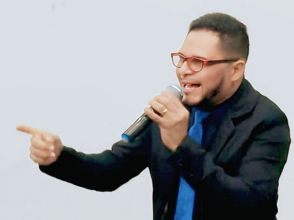 O cantor gospel Luiz Carlos da Silva morreu após ser esfaqueado em pesqueiro em Porto Ferreira (SP) — Foto: Redes Sociais