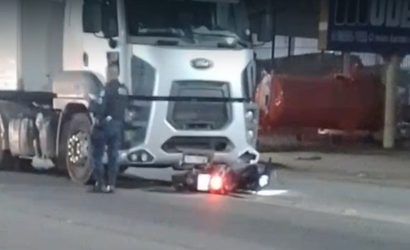 Motociclista morre em acidente com caminhão na BR-316, em Castanhal