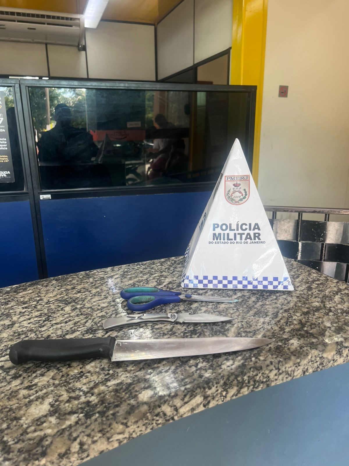 Jovem é preso por manter companheira em cárcere privado em Barra Mansa