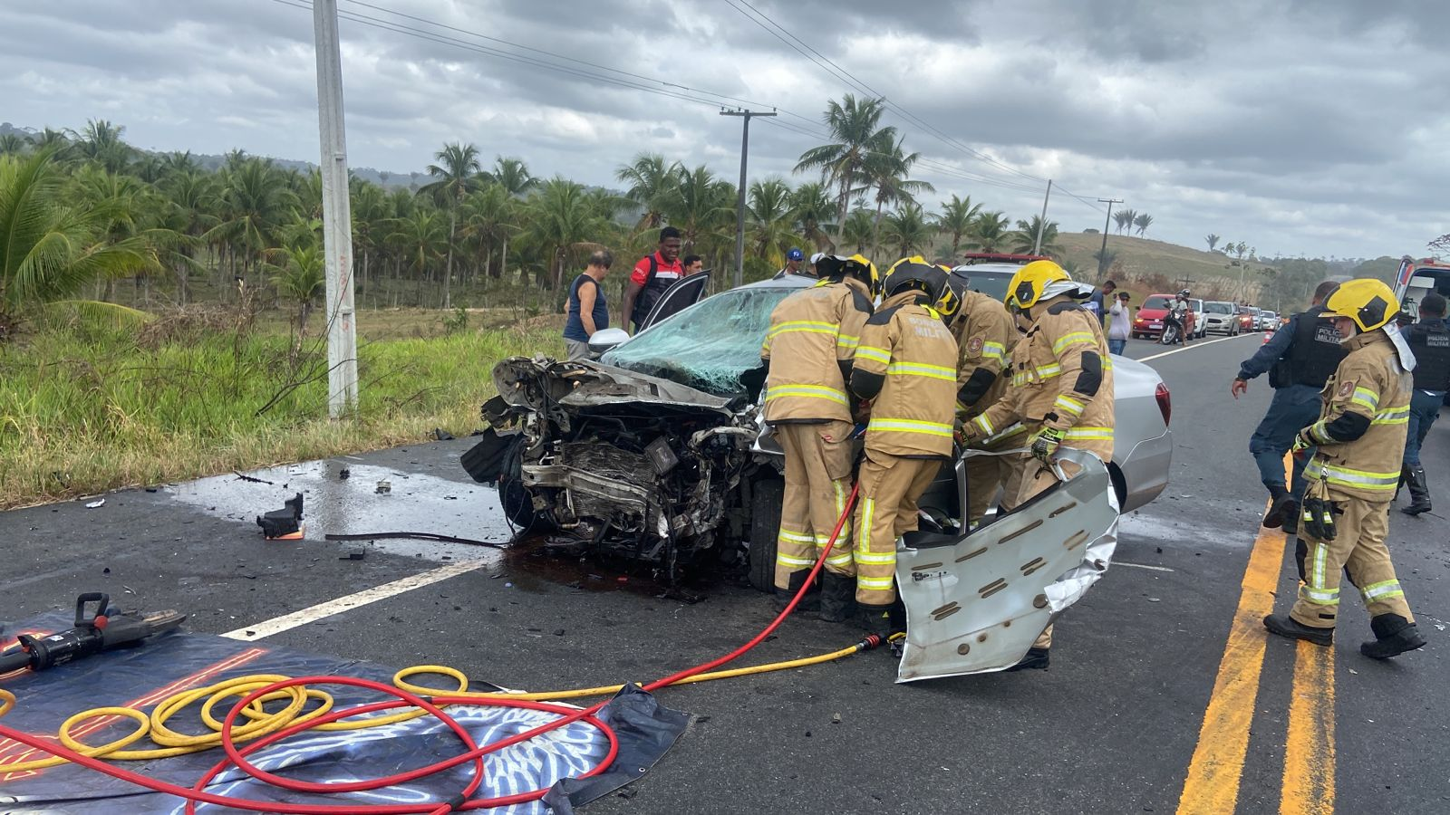 Um pessoa morre e outras seis ficam feridas após acidente em Indiaroba