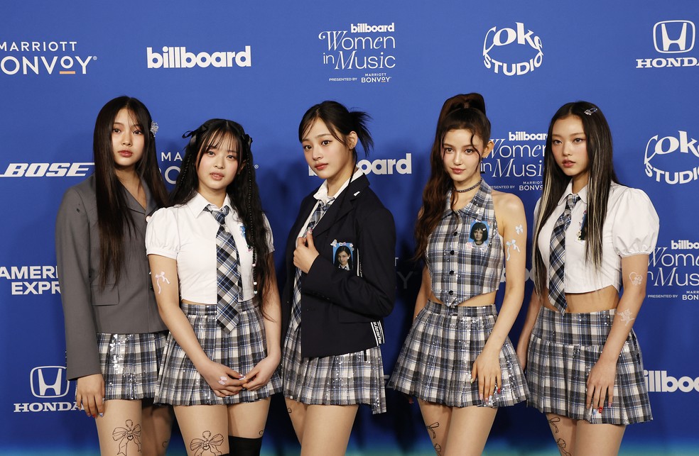 Grupo de k-pop NewJeans é impedido de deixar gravadora após