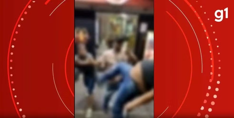 Homem que esfaqueou cliente em disk bebidas é condenado a mais de 14 anos de prisão; cabe recurso da decisão
