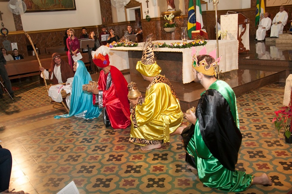 Em Salto (SP), grupo realiza, todo 6 de janeiro, missa e peça teatral sobre a visita dos reis magos ao menino Jesus — Foto: Sociedade Italiana Giuseppe Verdi/Divulgação